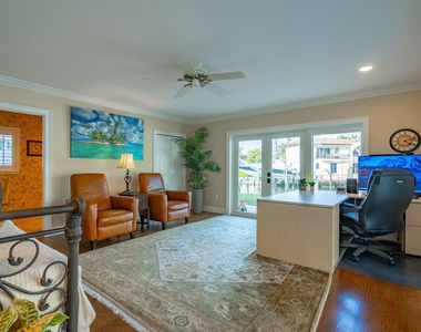 2317 Ne 28th Court - Photo Thumbnail 21