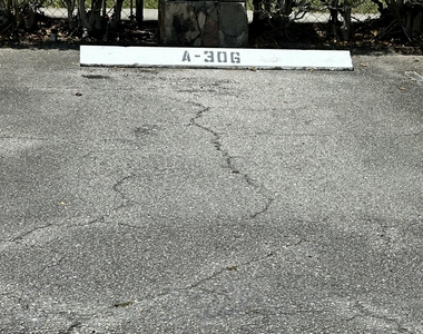 555 Purdy Lane - Photo Thumbnail 1