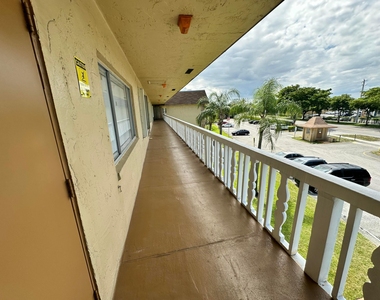 555 Purdy Lane - Photo Thumbnail 18