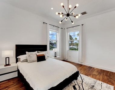 500 Ne Wavecrest Way - Photo Thumbnail 48