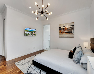 500 Ne Wavecrest Way - Photo Thumbnail 24