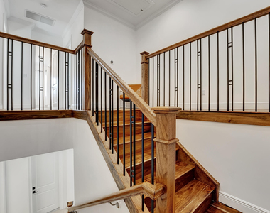 500 Ne Wavecrest Way - Photo Thumbnail 12