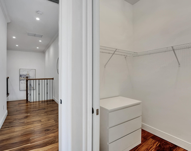 500 Ne Wavecrest Way - Photo Thumbnail 46