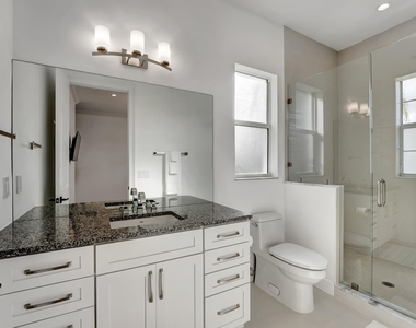 500 Ne Wavecrest Way - Photo Thumbnail 49