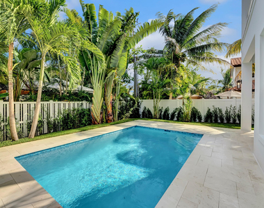 500 Ne Wavecrest Way - Photo Thumbnail 29