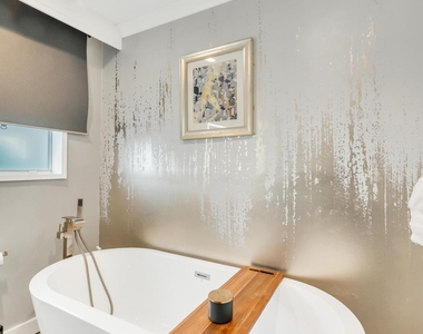 6320 86th Lane - Photo Thumbnail 21