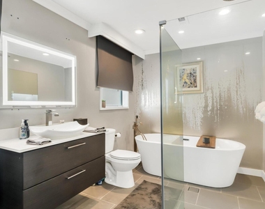 6320 86th Lane - Photo Thumbnail 23
