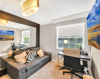 6320 86th Lane - Photo Thumbnail 13