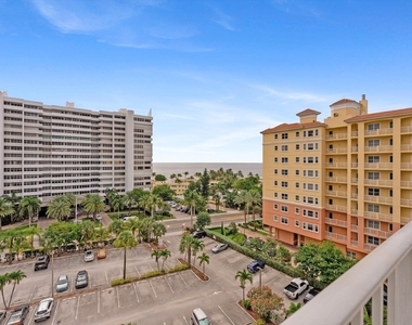 1391 S Ocean Boulevard S - Photo Thumbnail 3
