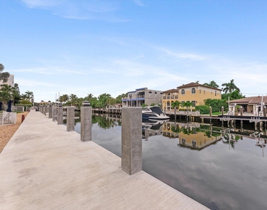 1391 S Ocean Boulevard S - Photo Thumbnail 27