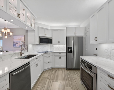 2500 E Las Olas Boulevard - Photo Thumbnail 2