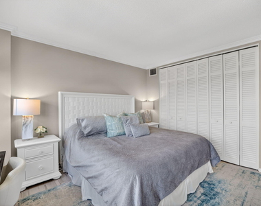 2500 E Las Olas Boulevard - Photo Thumbnail 27