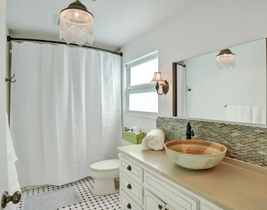 710 Nw 1st Avenue - Photo Thumbnail 24