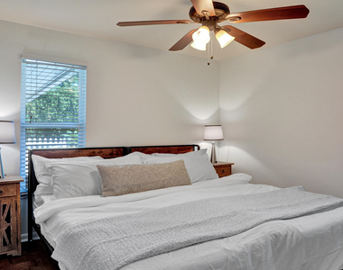 710 Nw 1st Avenue - Photo Thumbnail 30