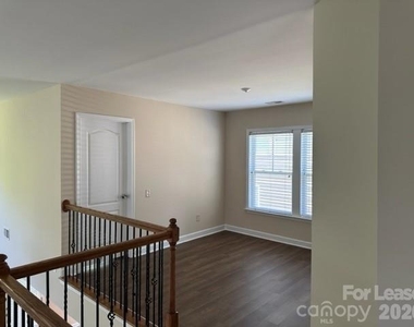 13945 Mallard Lake Road - Photo Thumbnail 4
