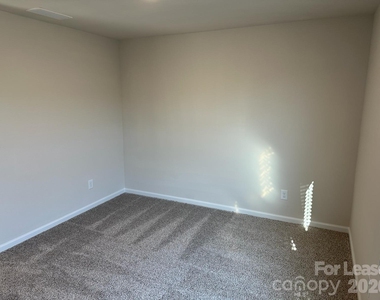 5270 Brailey Circle - Photo Thumbnail 25