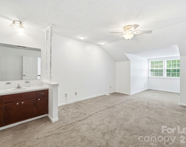 11119 Michelangelo Court - Photo Thumbnail 19