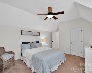 7526 Fairway Villa Circle - Photo Thumbnail 18