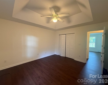 103 Kam Drive - Photo Thumbnail 19