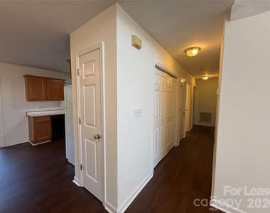103 Kam Drive - Photo Thumbnail 12