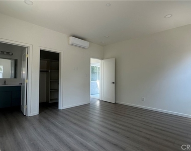 115 Owens - Photo Thumbnail 7