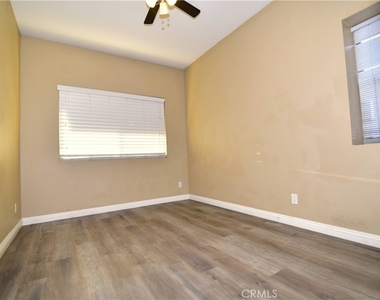 2090 Villa Del Lago - Photo Thumbnail 19