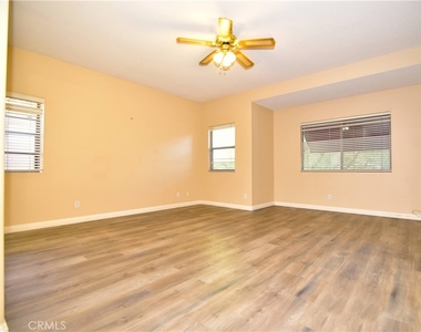 2090 Villa Del Lago - Photo Thumbnail 10
