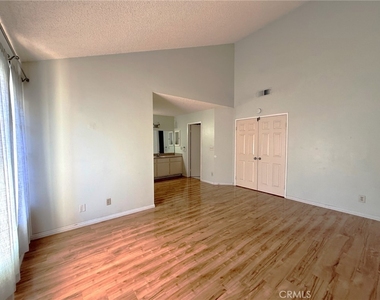 8939 Gallatin Road - Photo Thumbnail 8