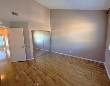 8939 Gallatin Road - Photo Thumbnail 10