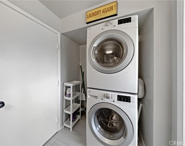 806 E 4th - Photo Thumbnail 20
