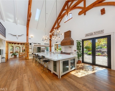 85 Saddlebow Road - Photo Thumbnail 3
