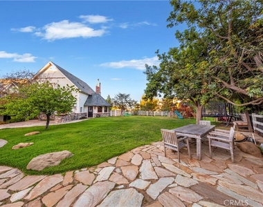 85 Saddlebow Road - Photo Thumbnail 51