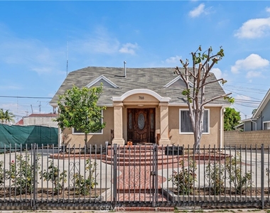 766 N Alexandria - Photo Thumbnail 1