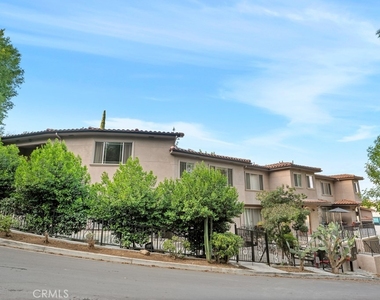 11145 Sunshine Terrace - Photo Thumbnail 31