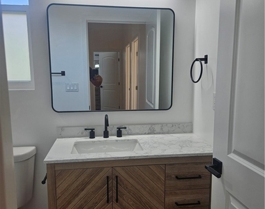 6955 Rhea - Photo Thumbnail 10