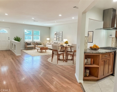 5857 Balcom Avenue - Photo Thumbnail 10