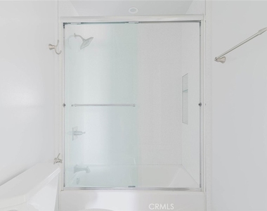 4418 1/2 Kingswell Avenue - Photo Thumbnail 23