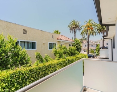 4418 1/2 Kingswell Avenue - Photo Thumbnail 27