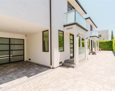 4418 1/2 Kingswell Avenue - Photo Thumbnail 2