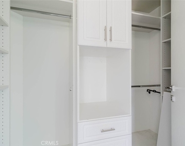 4418 1/2 Kingswell Avenue - Photo Thumbnail 21