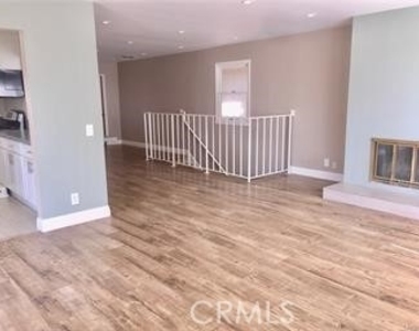 644 Atkins Drive - Photo Thumbnail 8