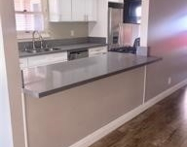 644 Atkins Drive - Photo Thumbnail 4