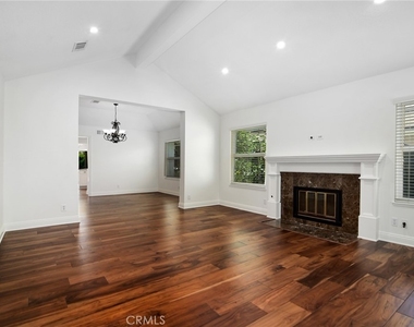 9618 Kentland Avenue - Photo Thumbnail 5