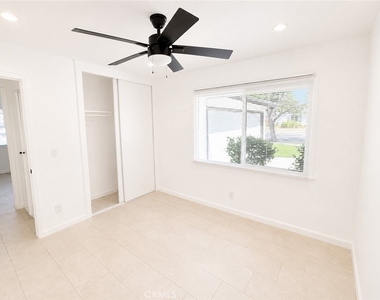 23926 Hamlin Street - Photo Thumbnail 8