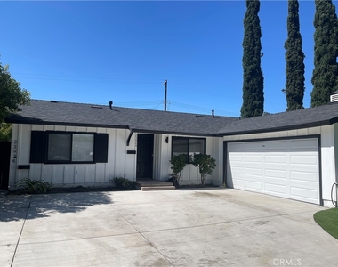23926 Hamlin Street - Photo Thumbnail 16