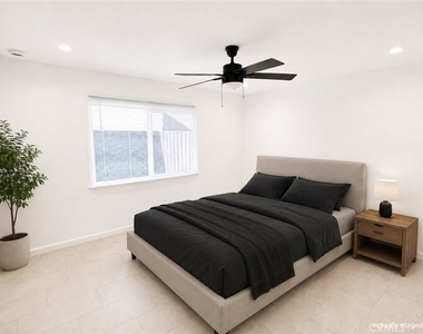 23926 Hamlin Street - Photo Thumbnail 6