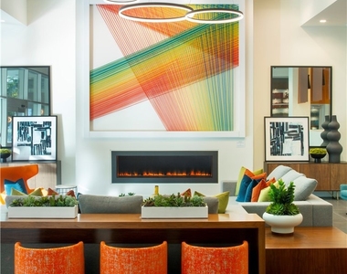 6200 Variel Avenue - Photo Thumbnail 8