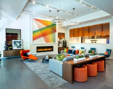 6200 Variel Avenue - Photo Thumbnail 7