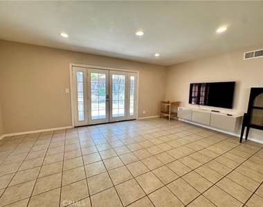 2065 Morley - Photo Thumbnail 5