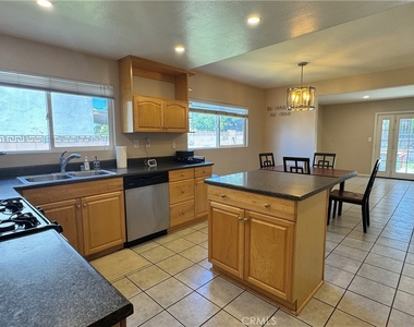 2065 Morley - Photo Thumbnail 4